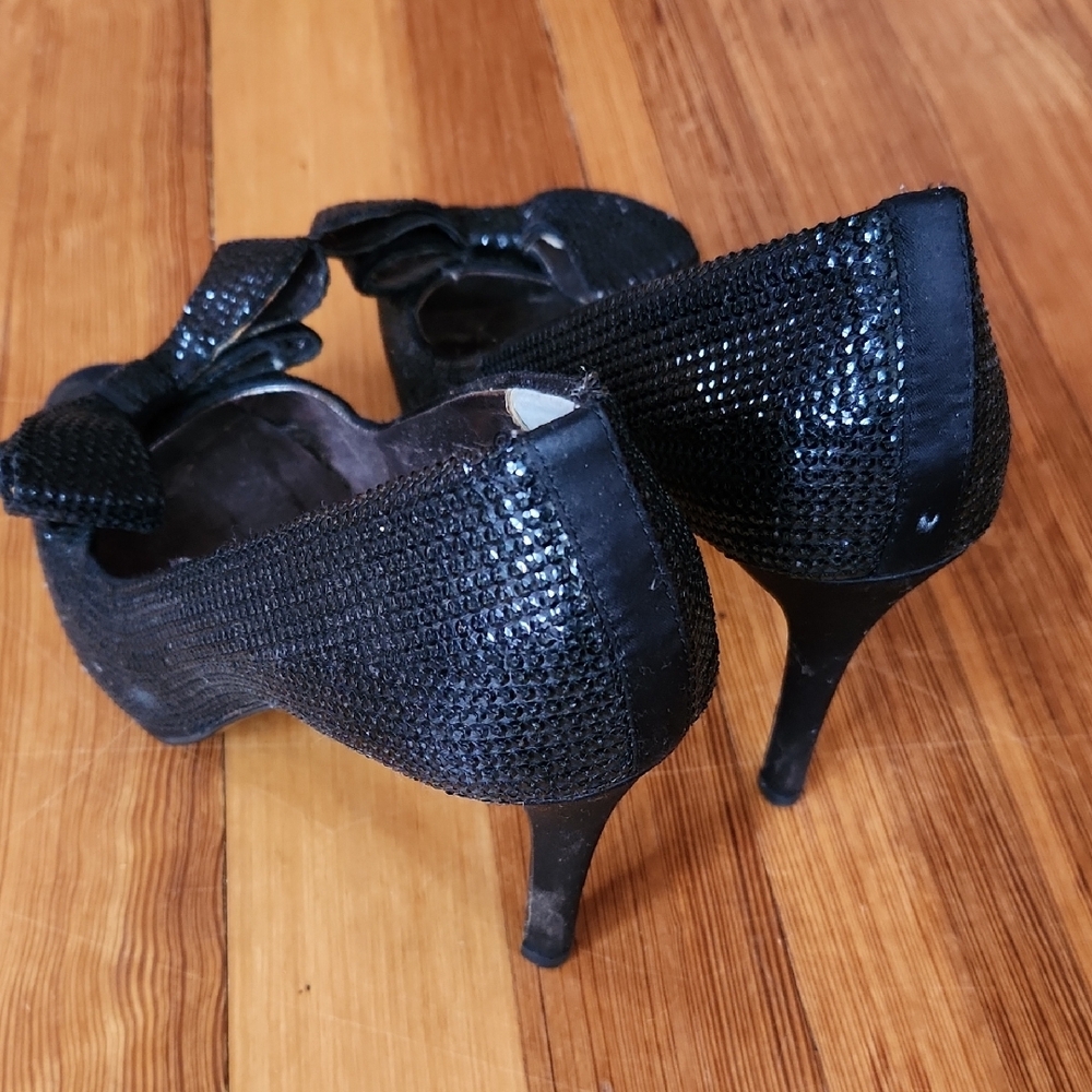 Moda Black Sequin Peep-Toe Heels with Bow Accent - Picture 3 of 6